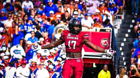 Xavier Legette Joins 1 000 Yard Club For South Carolina Football