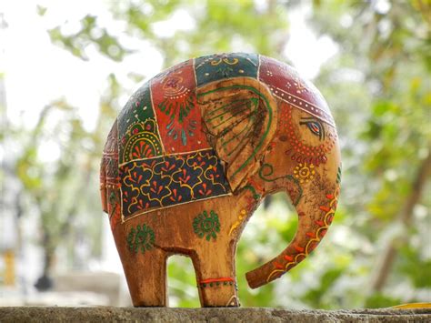 Wooden Elephant Statue Figurine Showpiece Home Decor Handmade Hand