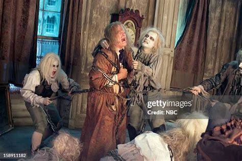 55 Kelsey Grammer Scrooge Photos & High Res Pictures - Getty Images