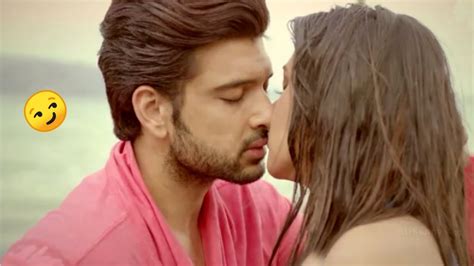 Hot 😍 Romantic Status Video 💓🔞lip Lock Kiss💓🔞 Unbelievable Vedio 💝🔞