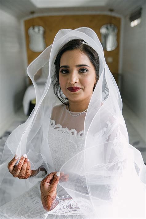 MESMERIZING BRIDAL PORTRAITS FOR A NIKAH WEDDING CEREMONY - Dust and ...