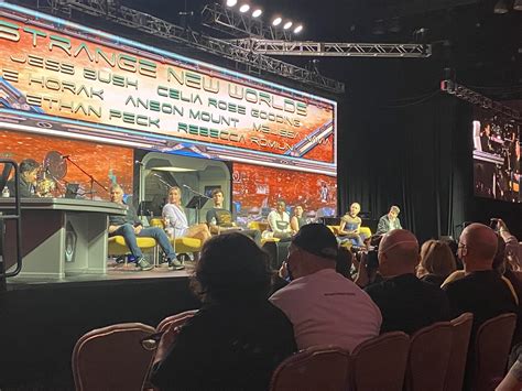 Trekmovie Stlv On Twitter The Startreksnw Panel Begins With