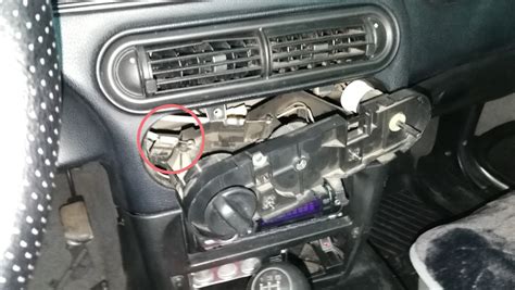 Тросик печки — Chevrolet Niva, 1,7 л, 2005 года | своими руками | DRIVE2