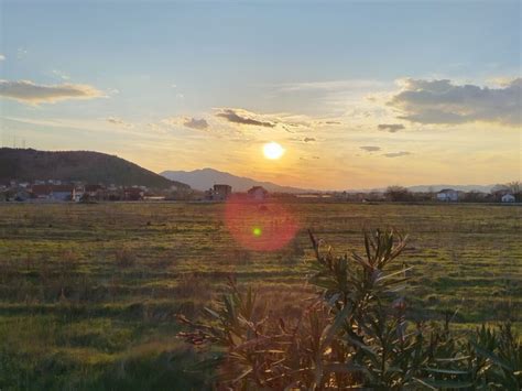 Danas sunčano i toplo temperatura i do 30 stepeni Celzijusovih