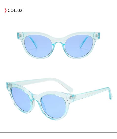 Wholesale 2022 Cat Eye Women Small Triangle Sunglasses Superhot Eyewear