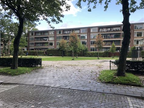 Een Natuurlijke Identiteit Voor De Nude In Wageningen K Architectuur