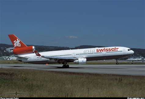 Mcdonnell Douglas Md 11 Swissair Asia Aviation Photo 0188417