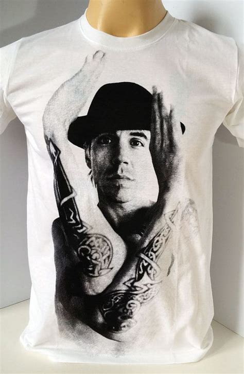 Red Hot Chili Peppers Anthony Kiedis Rock Mens Womens Unisex Handmade T Shirt Size M Mens