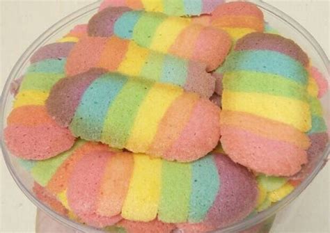 Resep Kue Lidah Kucing Rainbow oleh Dapur Iyek - Cookpad