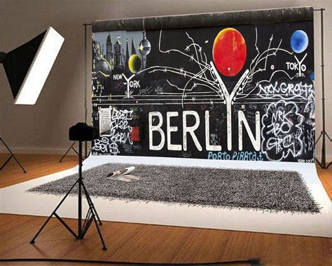 HelloDecor Berlin Wall Backdrop 7x5ft Photography Backdrop Graffiti