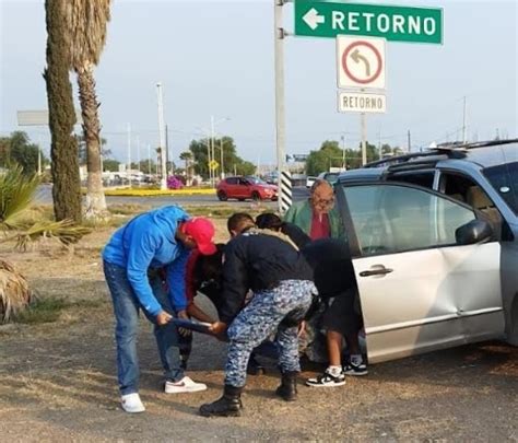 Automovilista Pierde El Control Y Trepa Al Camell N En Actopan News