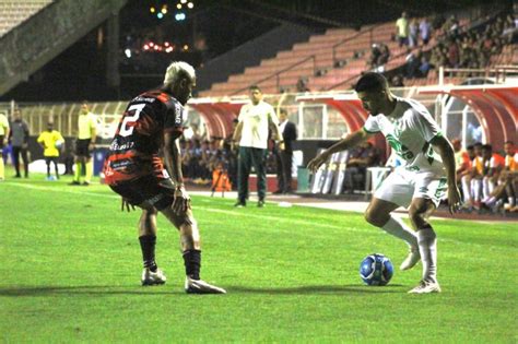 Chapecoense x Vitória palpites odds onde assistir ao vivo