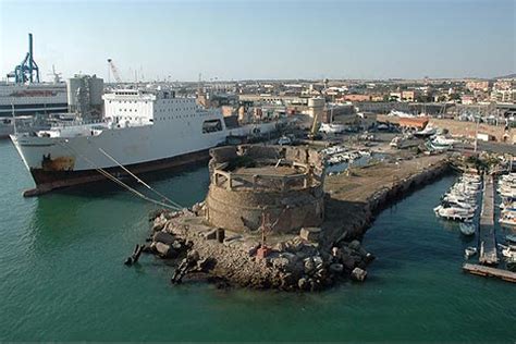 Civitavecchia, Italy: places to visit including the fortress and roman ...