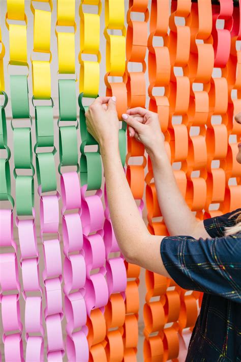 DIY Basket Weave Paper Chain Backdrop Tutorial Paper Chains Paper