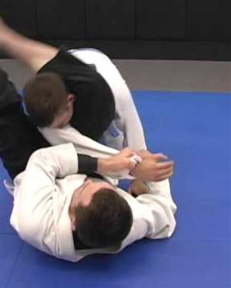 Closed Guard Overhook Combinations A Bjj Tutorial Howtheyplay