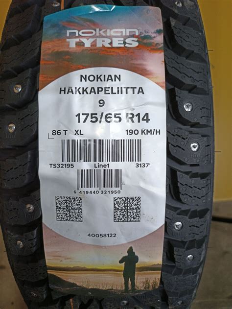 Nokian Tyres Hakkapeliitta R T