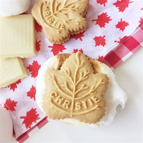 Canada Day Party Maple Leaf Cookie S Mores A Pretty Life In The Suburbs