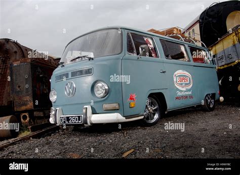 1971 VW Volkswagen Bay Window Camper Van Stock Photo Alamy