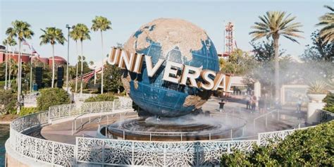 Universal Studios Changes Iconic Year Standing Archway