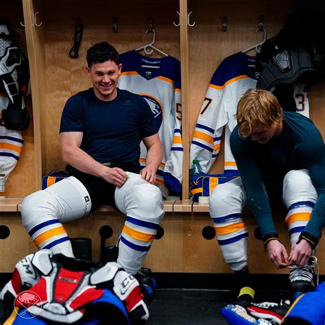 Buffalo Sabres On Twitter A Pregame Skinner Smile For Your Timeline