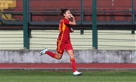 Gran Gal Del Calcio Il Gol Di Giugliano Premiato Come Il