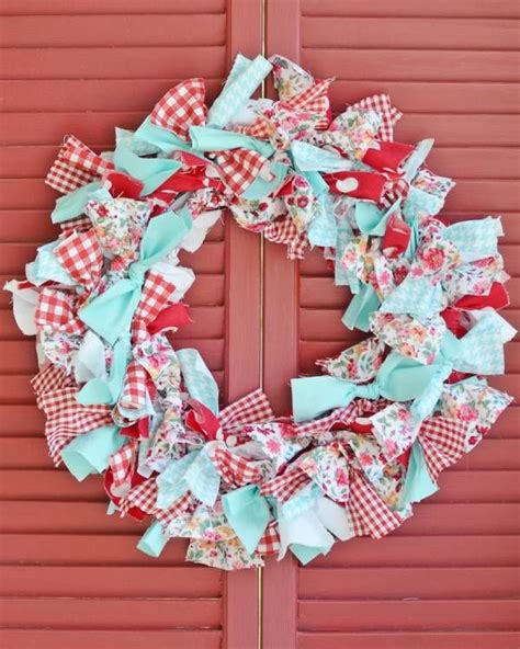 How To Make An Easy Rag Wreath Rag Wreath Rag Wreath Tutorial Door Wreaths Diy