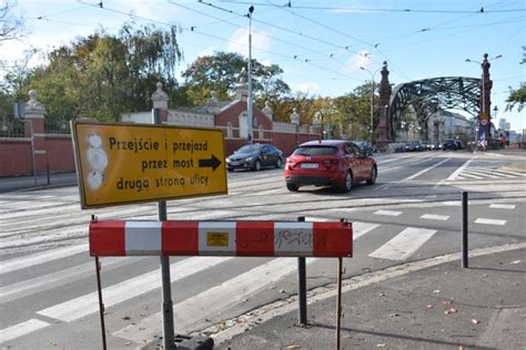 To już ponad rok opóźnienia Remont mostu Zwierzynieckiego dalej