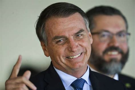 Panelaços São Realizados Durante Pronunciamento De Bolsonaro Gestão