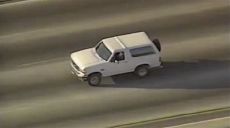 Watch Oj Simpson White Ford Bronco Police Car Chase Video