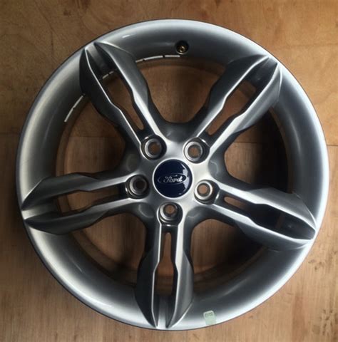 Roda Ford Focus Titanium Original Aro Pintura Hp Parcelamento Sem