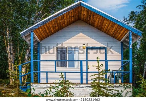 20 Tiny Home Alaska Images, Stock Photos & Vectors | Shutterstock