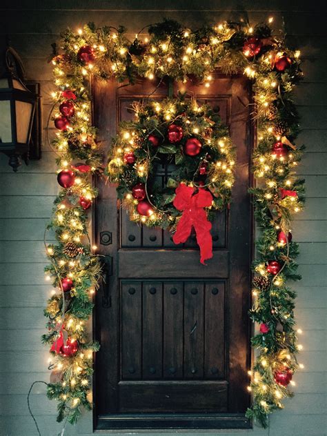 Christmas Garland On My Front Door Christmas Door Decorations Front