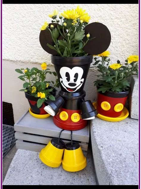 25 Simple Easy Flower Pot Painting Ideas Josh Hutcherson Flower Pot Crafts Diy Flower Pots