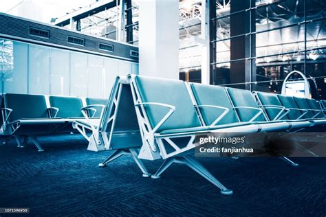 Airport Departure Lounge High-Res Stock Photo - Getty Images