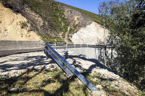 REPARACION DE HUNDIMIENTO EN LA CARRETERA AS 34 Asturviesca