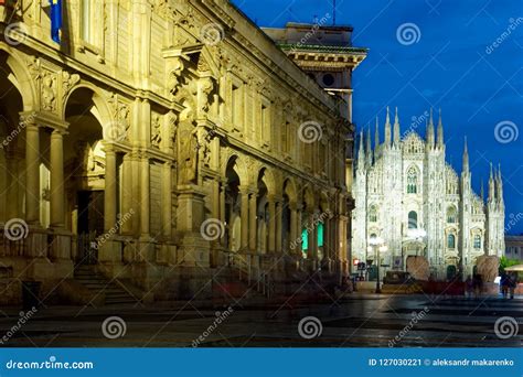 Milan Italy 20 August 2018 Main Square In Milan And The Duomo