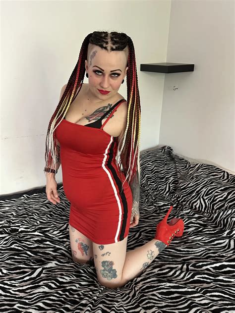 Red Hot SFW Nude Pics XHamster
