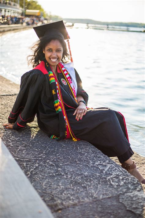 UW-Madison Graduation Photo | Graduation photoshoot, Graduation