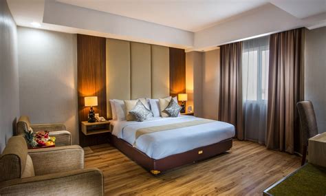 Rooms Deluxe King Hotel Orchardz Hotel Bandara