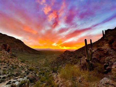 Premium Photo | Sunset at phoenix az mountain pass