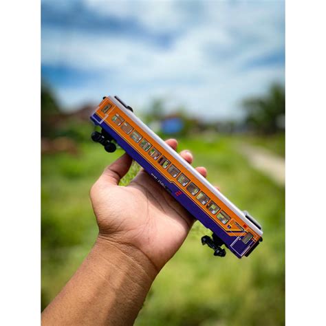 Jual Mainan Miniatur Kereta Api Bahan Full Akrilik Gerbong Ekonomi