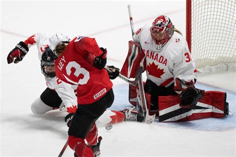 Championnat Mondial De Hockey F Minin Le Canada Blanchit La Suisse