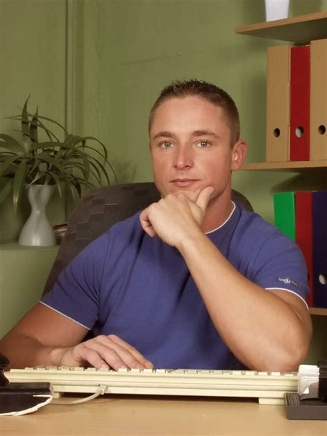 Carlos Posing Nude Porn Pictures Xxx Photos Sex Images Pictoa