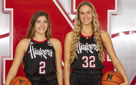 HUSKER WOMEN'S BASKETBALL: Nebraska Signs Two HS Players of the Year ...