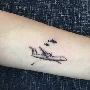 85 Tatuagens de Aviões Masculinas e Femininas Significados