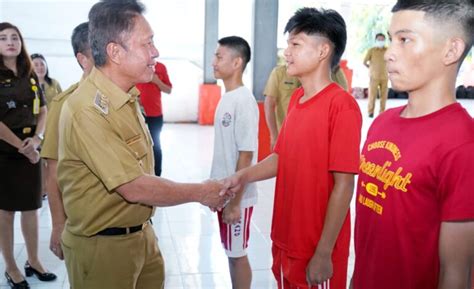 Ini Pesan Bupati FDW Saat Terima Kunjungan Taruna Politeknik