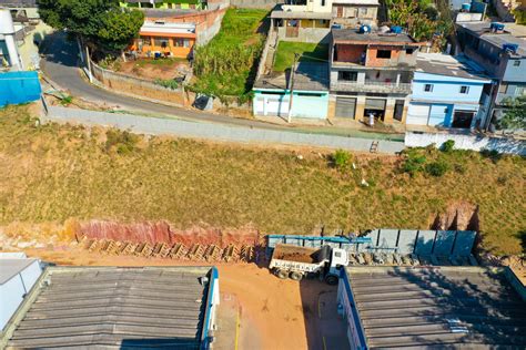 Prefeitura constrói muro de arrimo no Hospital Municipal Notícias