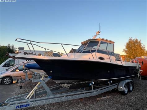 CELEBRITY 2500 FISH HAWK Motorboote 24 500 00 Kaufen