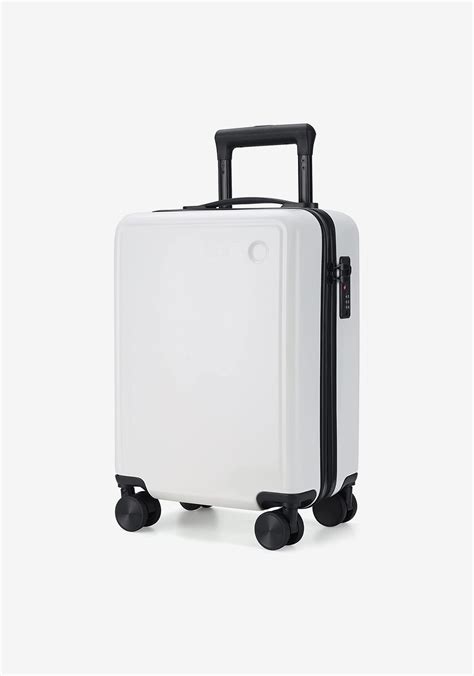 Best Kids’ Carry-On Rolling Suitcase 2022 Review | The Strategist