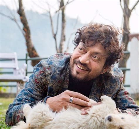 irrfan shares   picture   begins treatment  london